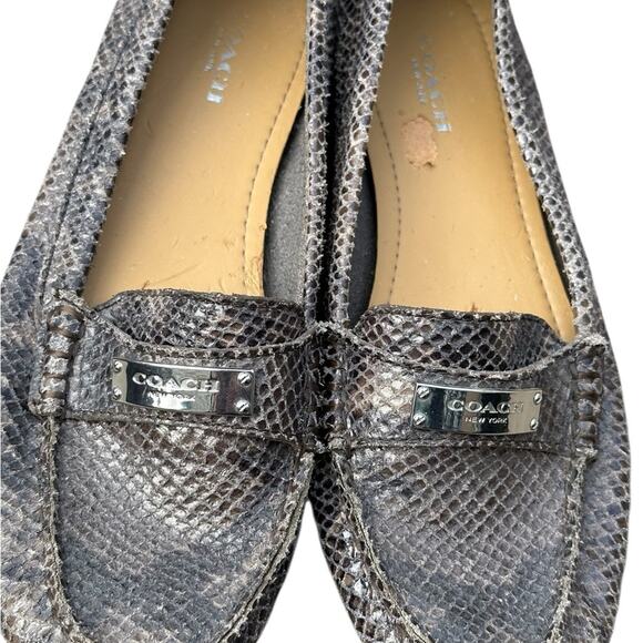 Coach Fredrica Loafers, Gray Textured Leather Flats/ Loafers GUC 7.5B - Picture 4 of 11